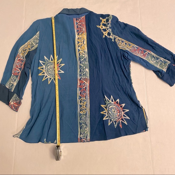 Blue Sky women’s button up 3/4 sleeve Hawaiian style printed button up top - L - Picture 8 of 12